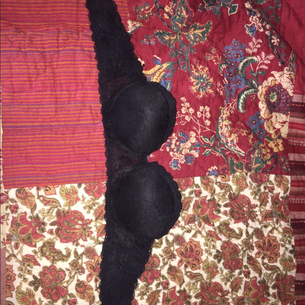 Strapless bra